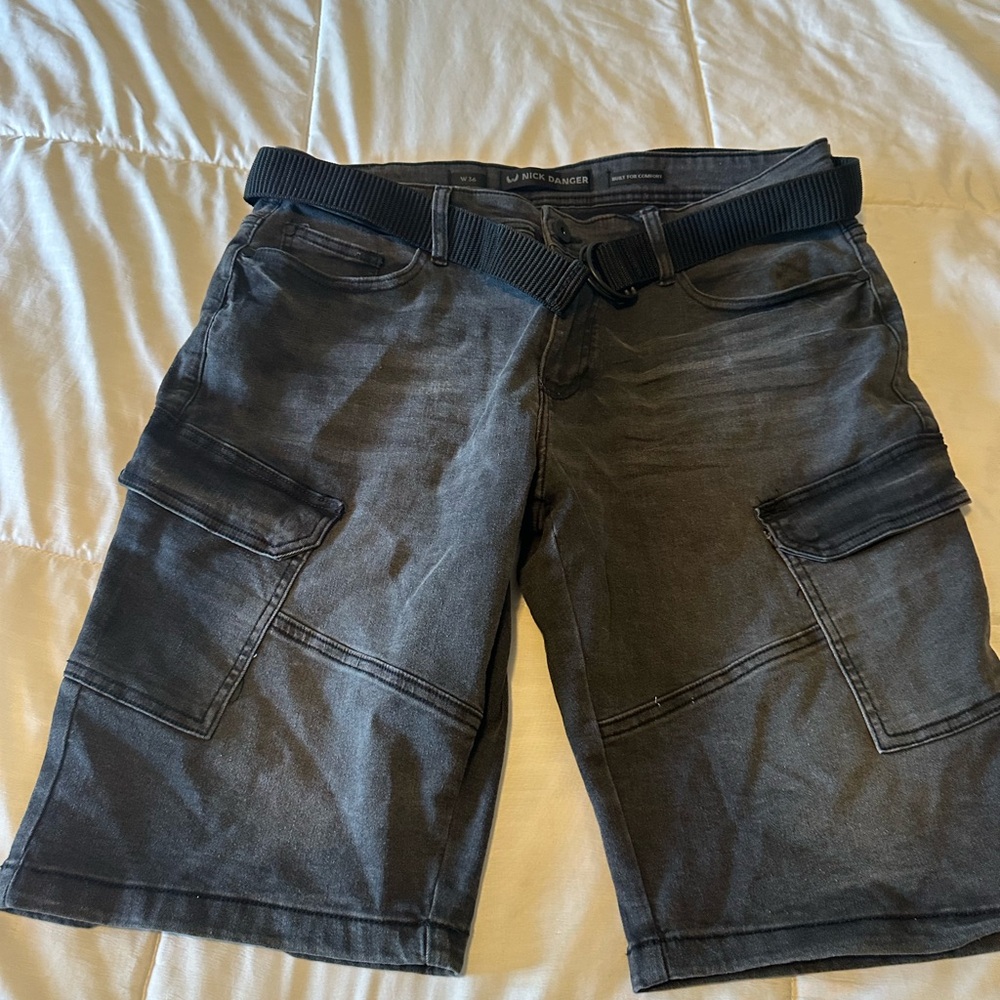 Men's Dark Gray Cargo Shorts with Belt